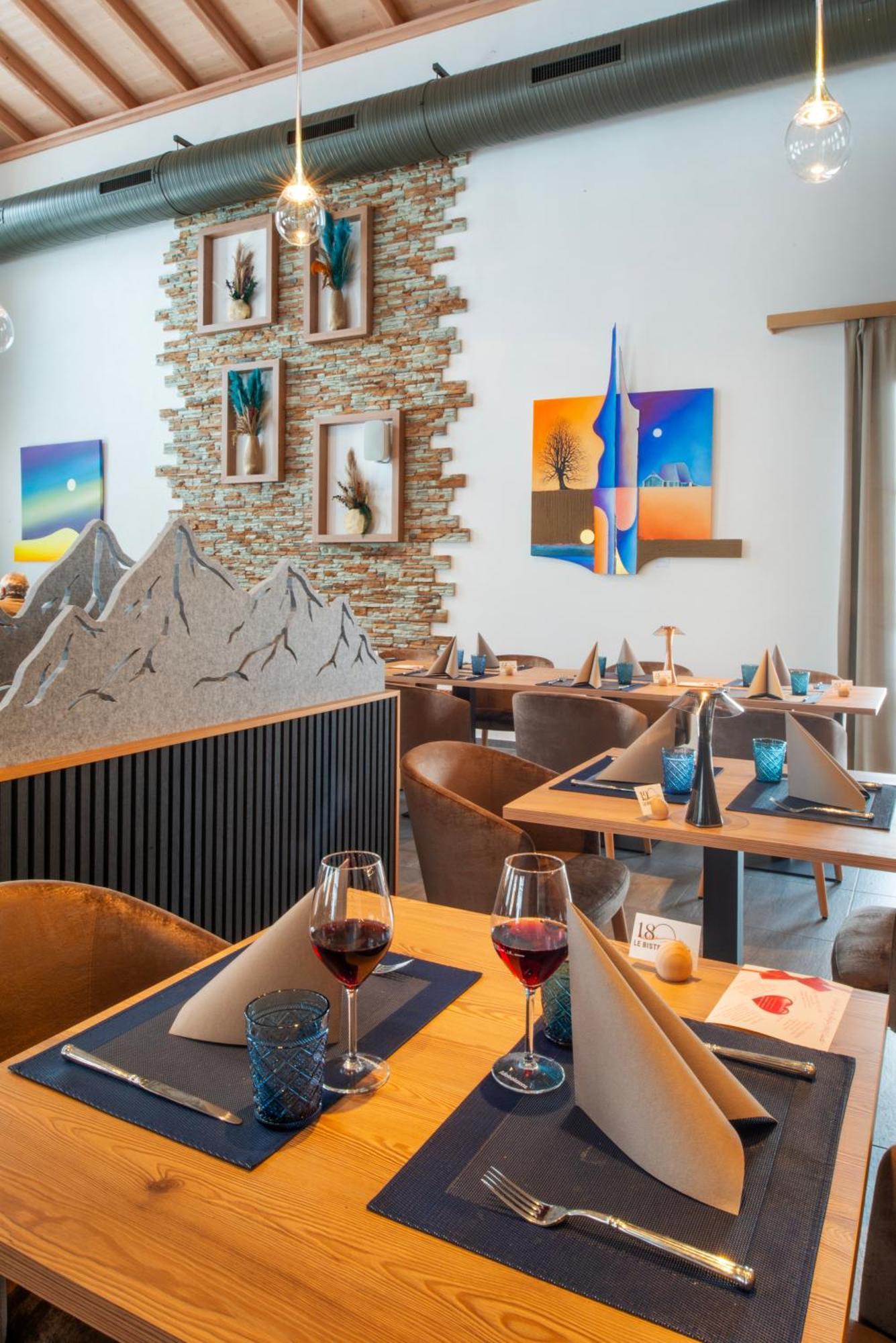 Boutique Hotel Corbetta - Spa 60M2 - La Montagne A 5 Minutes De L'Autoroute A12 Aux Paccots Sur Montreux - Nouveau Loft Familial - Profitez Du Lac Leman Et Des Montagnes En Meme Temps Les Paccots Kültér fotó